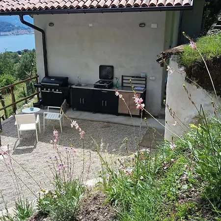 Kwatera prywatna - Nature Retreat, Foot Access Only Cadenabbia