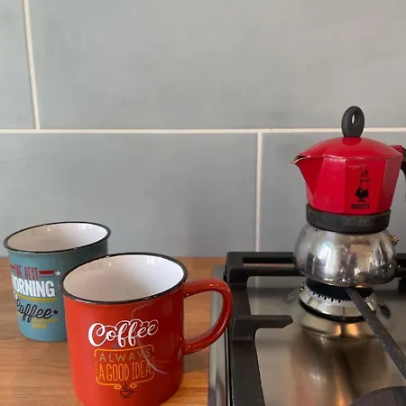 - Dreamy Retreat, Footpath Only Cadenabbia