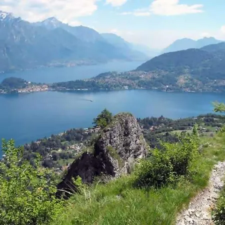 - Dreamy Retreat, Footpath Only